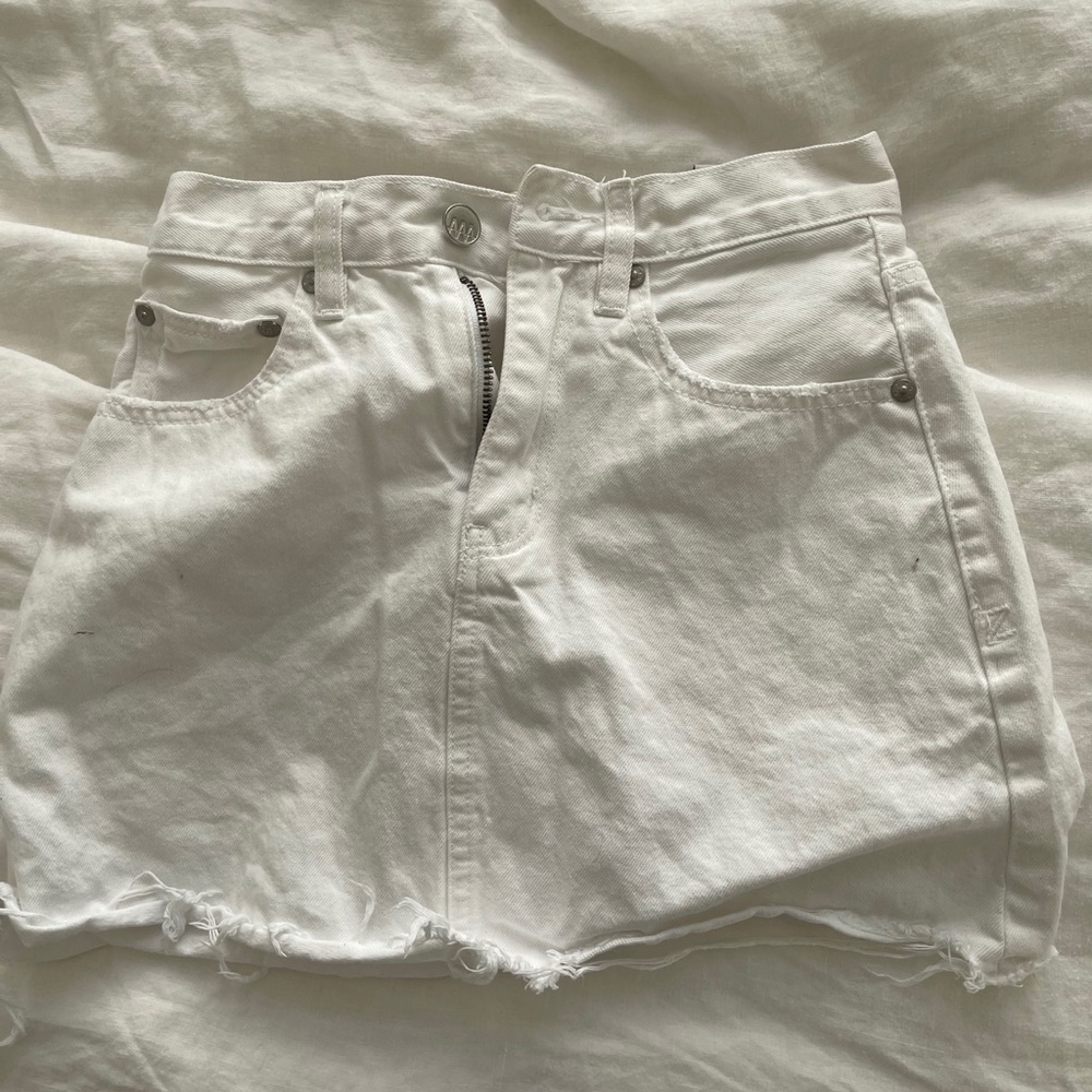 WHITE JEAN SKIRT